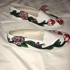 Custom painted vans Gucci influenced